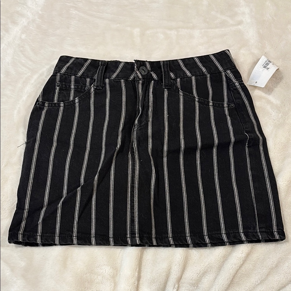 Black Mini Pencil Skirt with Stripes for Casual Wear